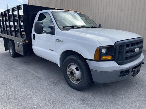 2006 Ford F-350 XL Crew Cab
