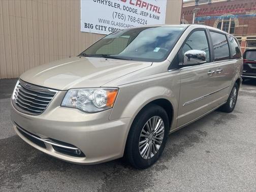 2014 Chrysler Town & Country Touring-L