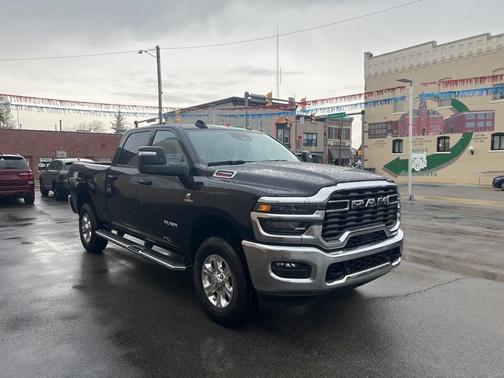 2025 RAM 2500 Big Horn Crew Cab 4x4 6'4' Box