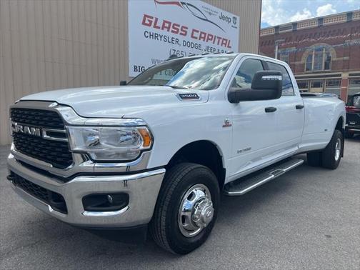 2024 RAM 3500 Big Horn Crew Cab 4x4 8' Box