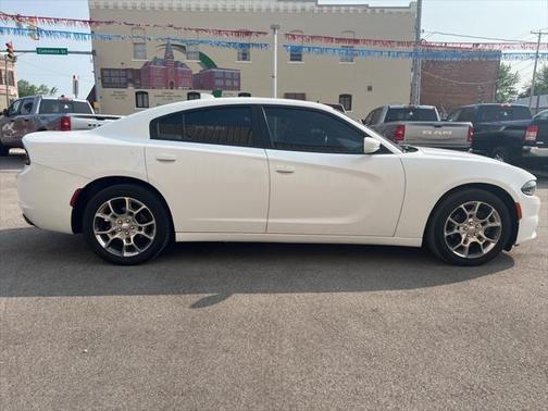 2017 Dodge Charger SXT