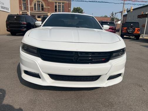 2017 Dodge Charger SXT