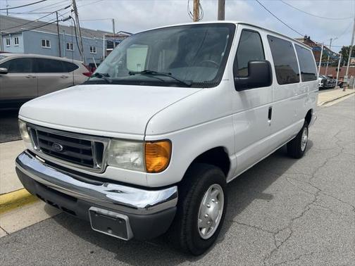 2007 Ford E350 Super Duty XL Wagon