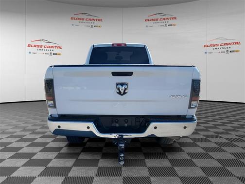 2018 RAM 2500 Tradesman Crew Cab 4x4 8' Box