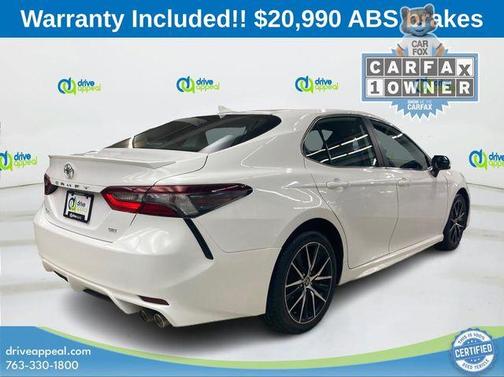 2022 Toyota Camry SE