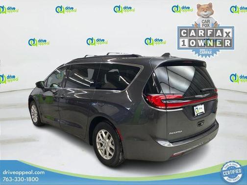 2022 Chrysler Pacifica Touring-L