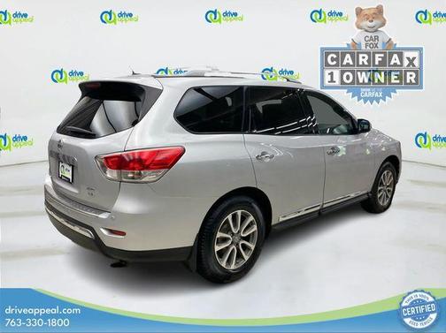 Brilliant Silver 2016 Nissan Pathfinder SL