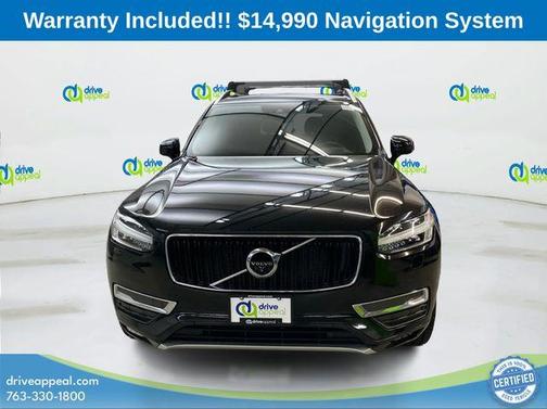 2016 Volvo XC90 T6 Momentum