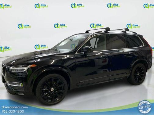 2016 Volvo XC90 T6 Momentum