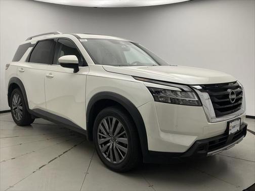 2024 Nissan Pathfinder SL 4WD