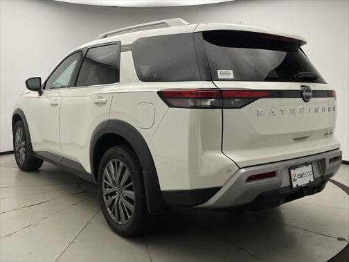 2024 Nissan Pathfinder SL 4WD