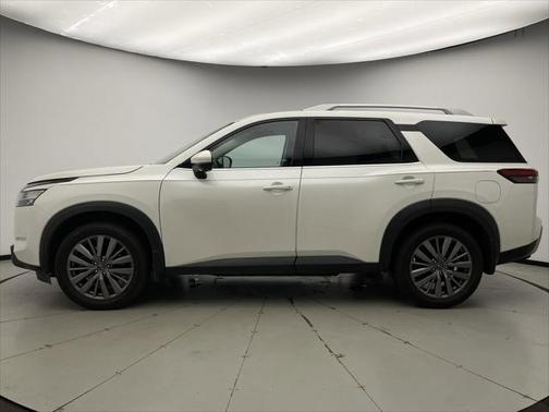 2024 Nissan Pathfinder SL 4WD