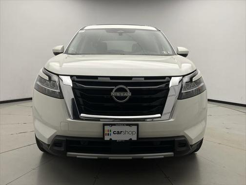 2024 Nissan Pathfinder SL 4WD