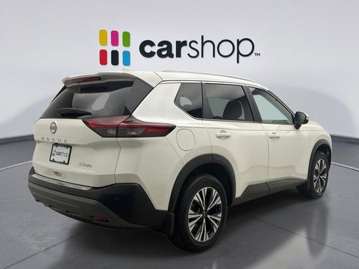 Pearl White Tricoat 2023 Nissan Rogue SV
