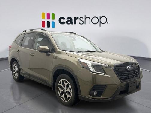Autumn Green Metallic 2023 Subaru Forester Premium