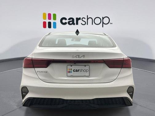 Snow White Pearl 2023 Kia Forte LXS