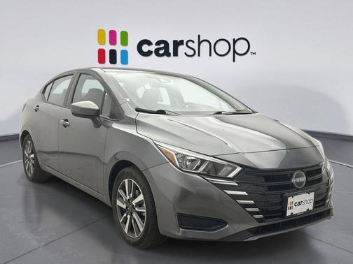 Gun Metallic 2023 Nissan Versa 1.6 SV