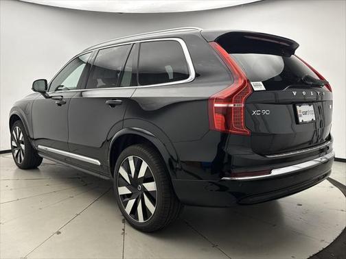 2023 Volvo XC90 Recharge Plug-In Hybrid T8 Ultimate 6-Seater