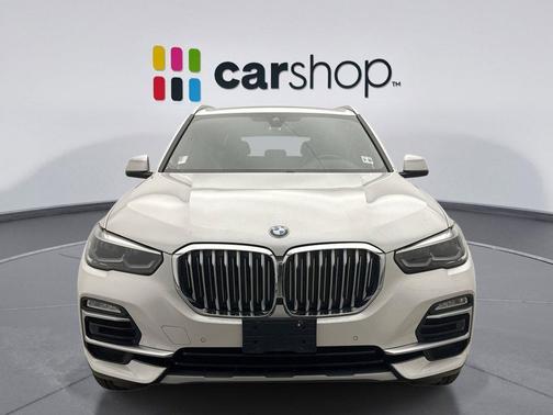 Mineral White Metallic 2021 BMW X5 xDrive40i