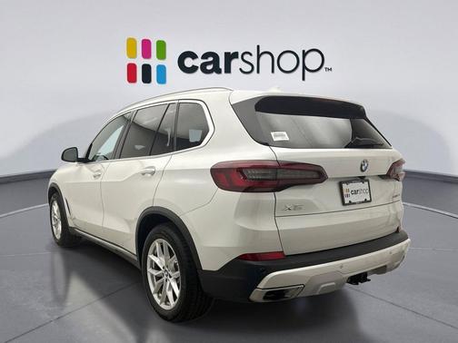 Mineral White Metallic 2021 BMW X5 xDrive40i