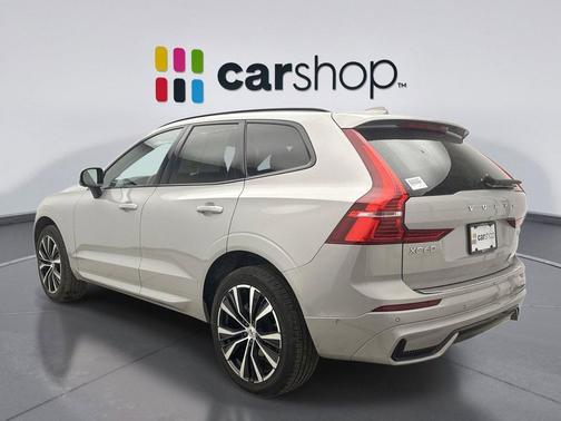 2023 Volvo XC60 B5 Plus Dark Theme