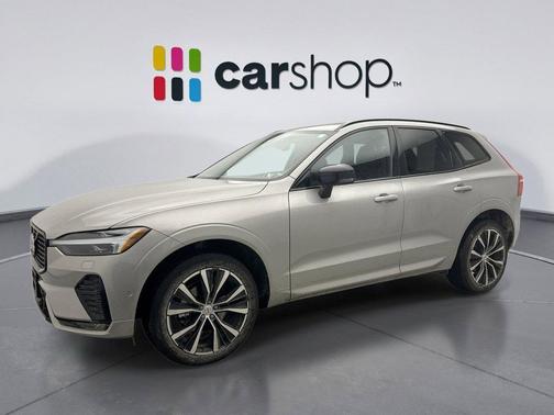 2023 Volvo XC60 B5 Plus Dark Theme