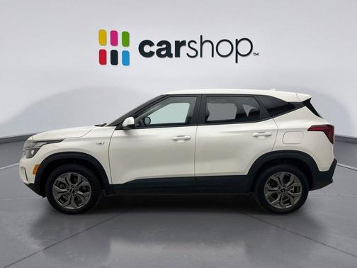 Snow White Pearl 2025 Kia Seltos LX