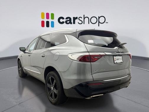 2023 Buick Enclave Essence AWD