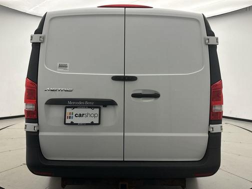 2020 Mercedes-Benz Metris Base