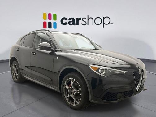 Vulcano Black Metallic 2022 Alfa Romeo Stelvio Ti