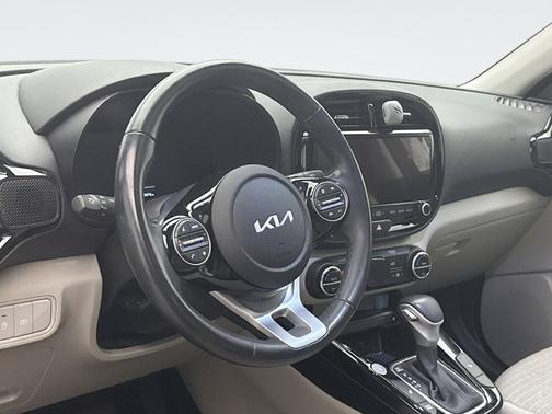 2023 Kia Soul EX