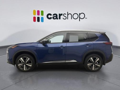 Caspian Blue Metallic/Super Black 2023 Nissan Rogue SL