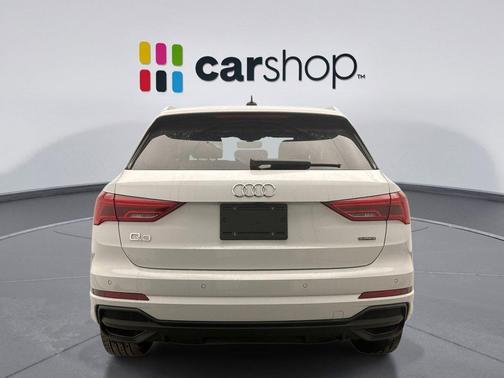 2025 Audi Q3 Premium 45 TFSI S line quattro Tiptronic