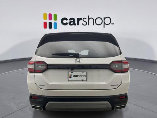 2023 Honda Pilot Touring 8-Passenger