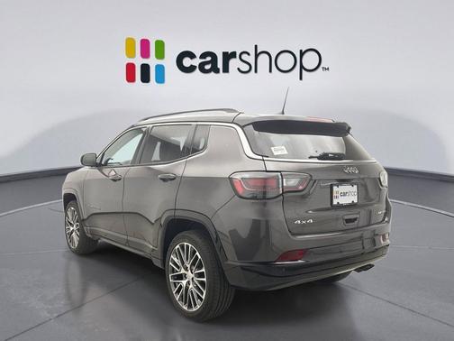 Granite Crystal Metallic Clearcoat 2022 Jeep Compass Limited