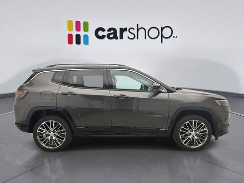 Granite Crystal Metallic Clearcoat 2022 Jeep Compass Limited
