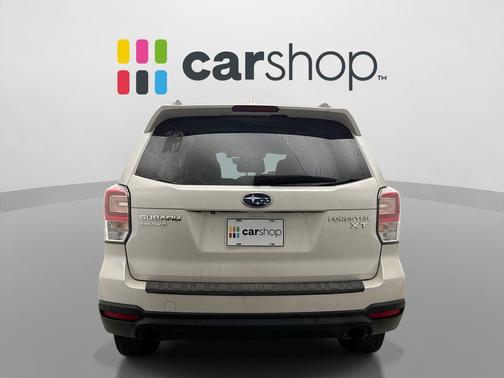 Crystal White Pearl 2018 Subaru Forester 2.0XT Touring