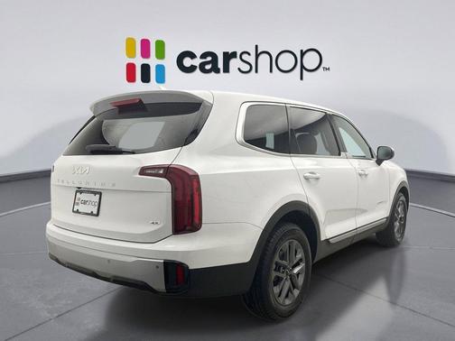 Glacial White Pearl 2023 Kia Telluride LX