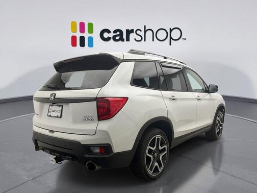 Platinum White 2022 Honda Passport AWD Elite