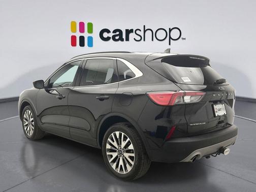 2022 Ford Escape Titanium