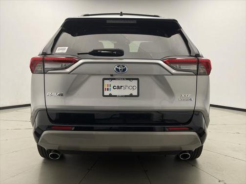 2023 Toyota RAV4 Hybrid SE