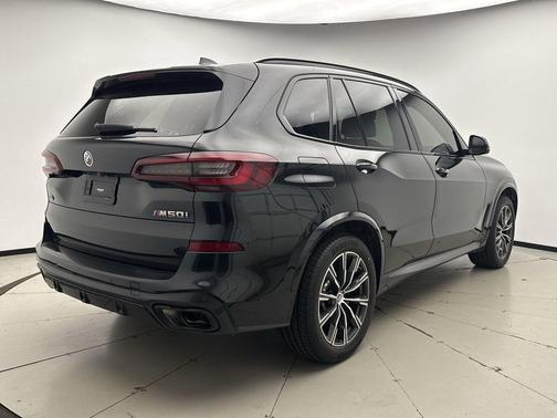 2023 BMW X5 M50i