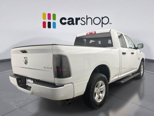 Bright White Clearcoat 2019 RAM 1500 Express