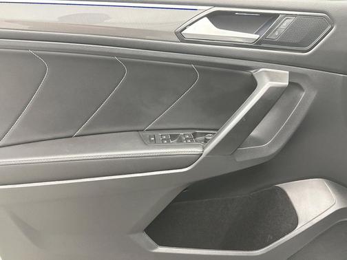 Opal White 2023 Volkswagen Tiguan 2.0T SE R-Line Black 4MOTION