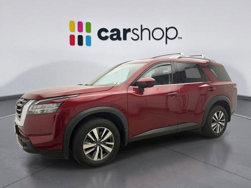 Scarlet Ember Tintcoat 2023 Nissan Pathfinder SL 4WD