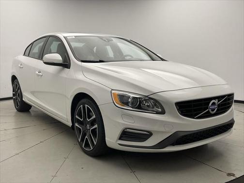 2017 Volvo S60 T5 Dynamic