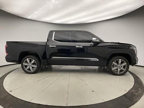 2023 Toyota Tundra Hybrid Capstone