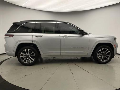 2024 Jeep Grand Cherokee Overland
