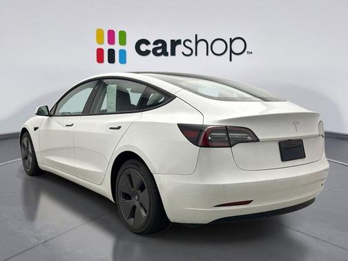 2022 Tesla Model 3 Standard Range