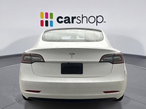 2022 Tesla Model 3 Standard Range